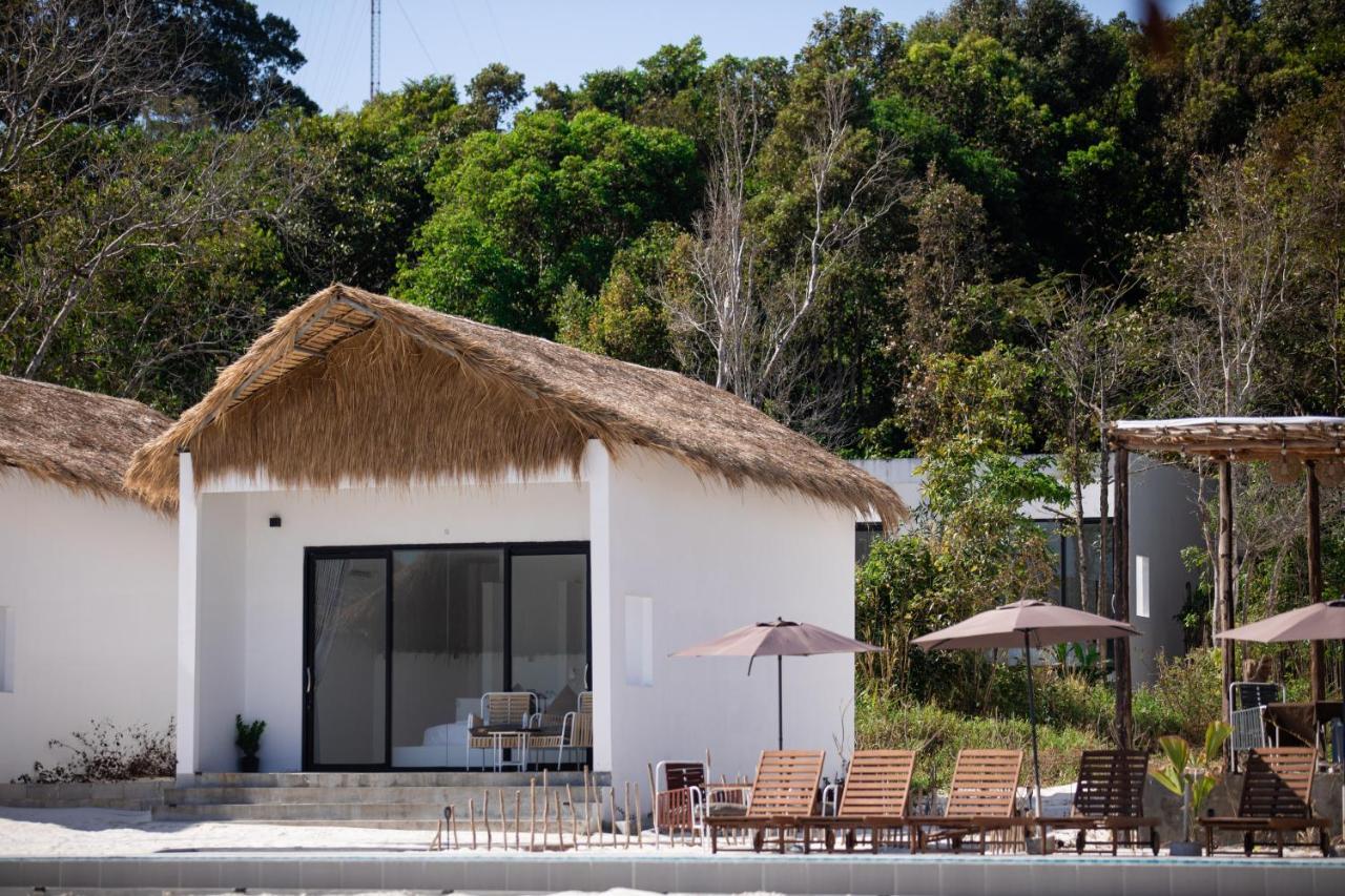 Luna Koh Rong Hotel Pagoda Beach Exterior photo